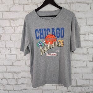 Chicago basketball graphic tee